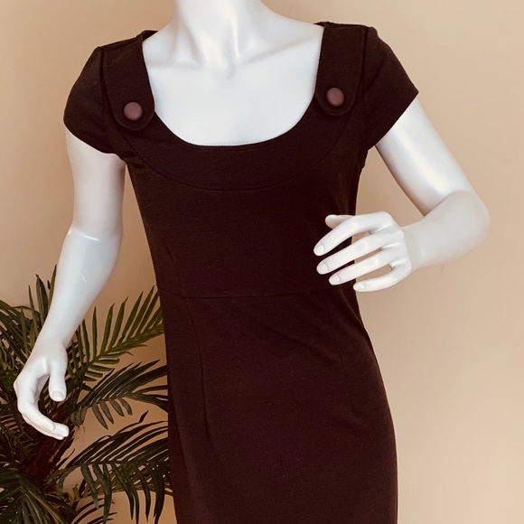 Cleo Brown Buttons Scoop Neck Midi Dress - Picture 1 of 7
